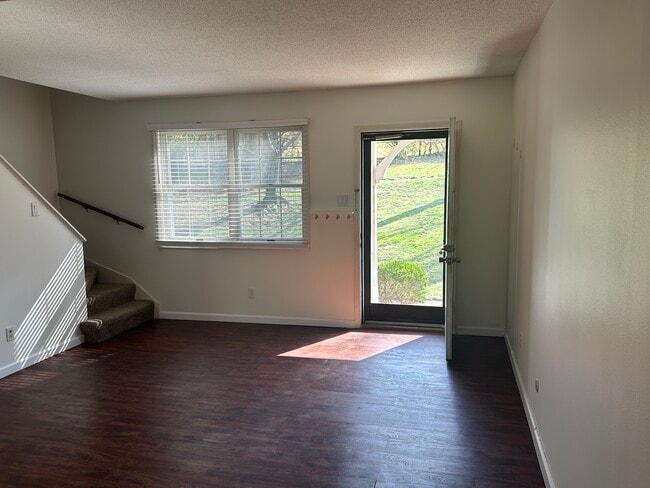 Photo - 8905 S Swan Cir Unit 8905 Swan Cir