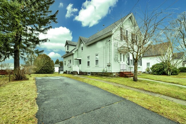 Photo - 37 Wilbur St Unit 2