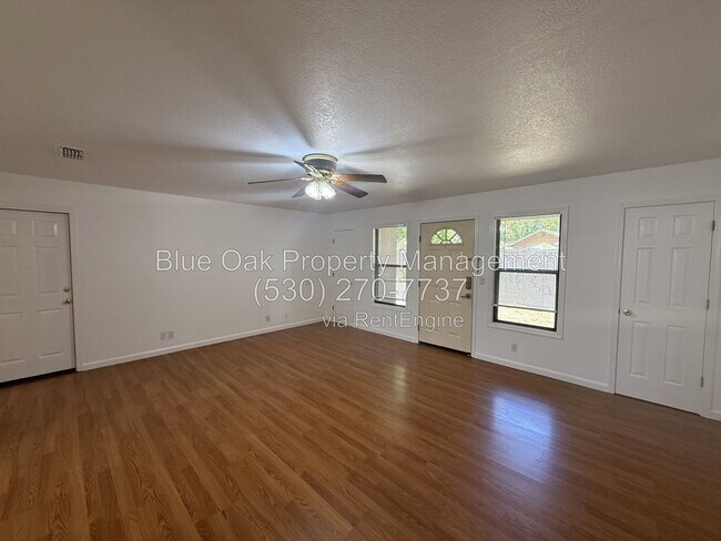 Photo - 1515 Hemlock St