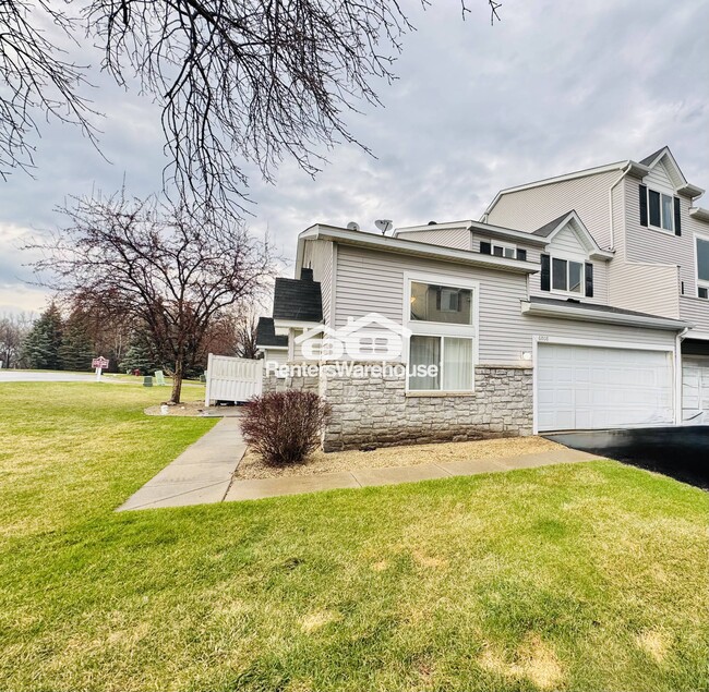 Photo - 6808 Meadow Grass Ln S Townhome