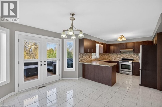 Photo - 53 Laurendale Ave