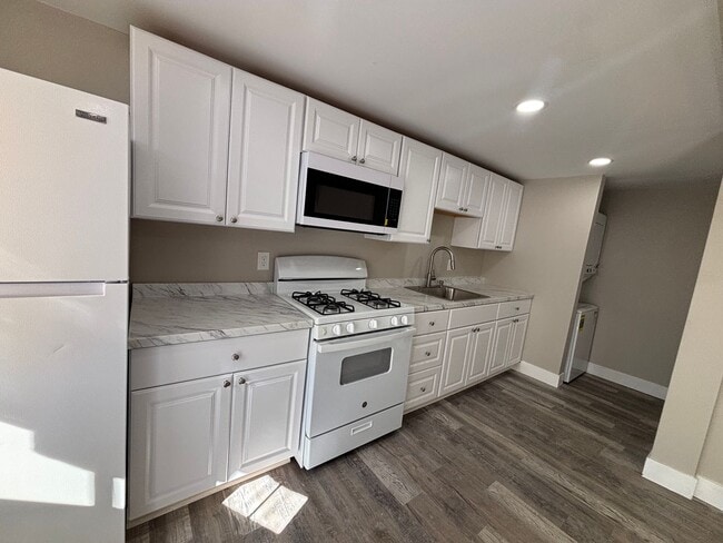 Photo - 1316 S Meadow St Unit 1