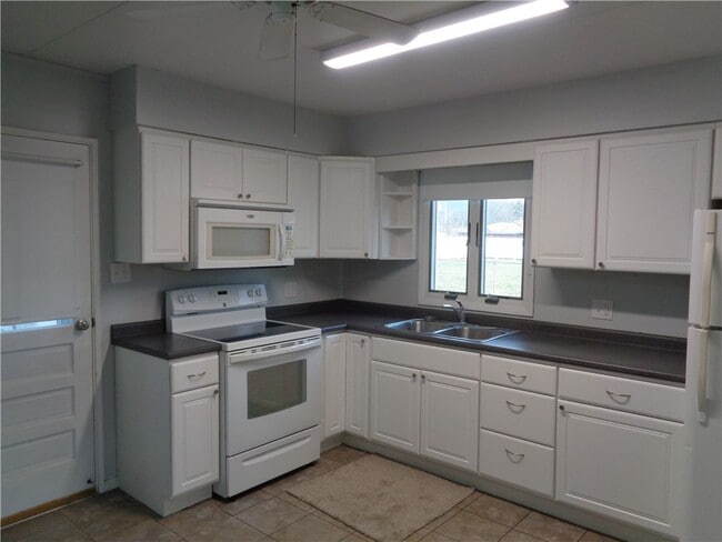 Photo - 113 William Ln