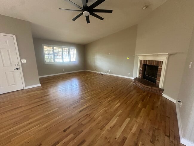 Photo - 1796 Rolling Hills Dr