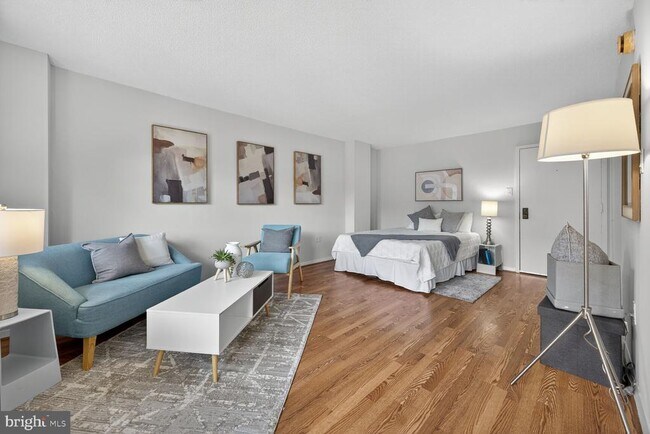 Building Photo - 1816 New Hampshire Ave NW Unit 201