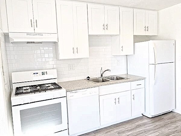 Photo - 2211 Ocean Front Walk