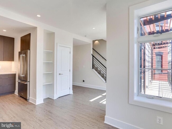 Photo - 503 O St NW