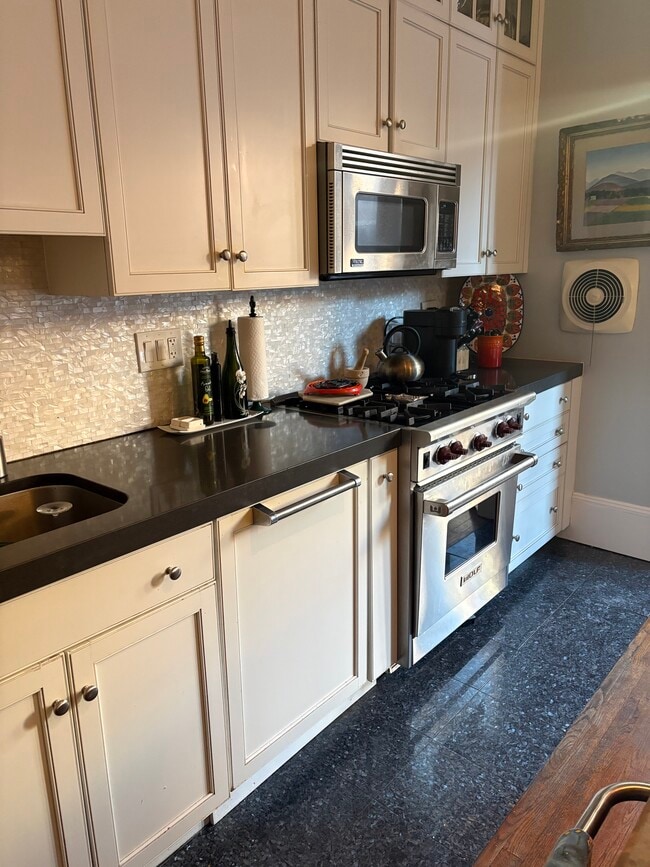 Photo - 35 Upton St Unit 2