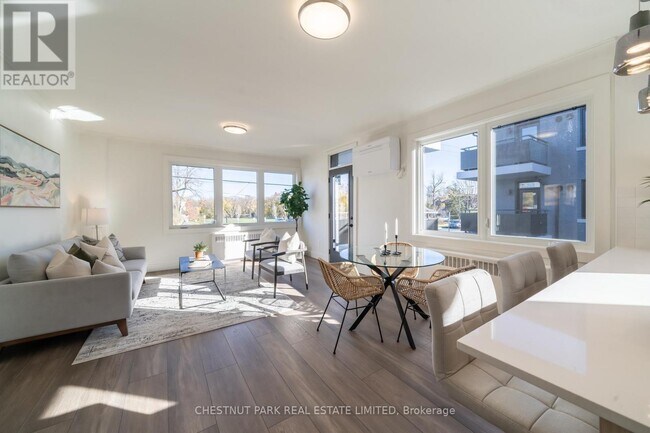 Photo - 1450 Avenue Rd Unit 3