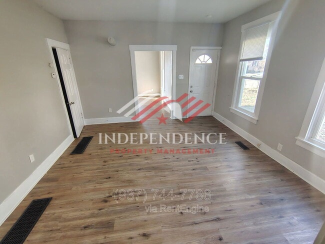 Photo - 515 Crawford St