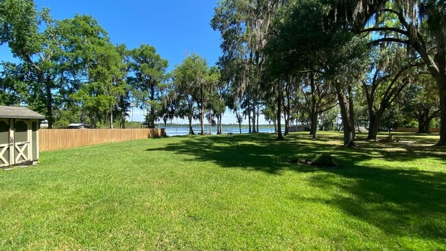Photo - Lake Rousseau Fishing Paradise: The Ultimate Turnkey Retreat