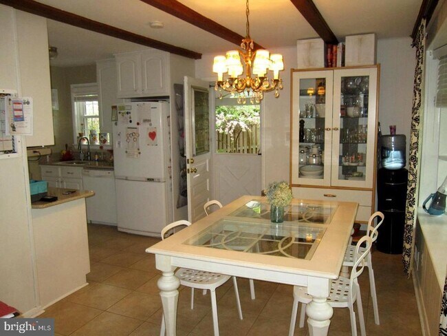 Photo - 3913 Moss Dr