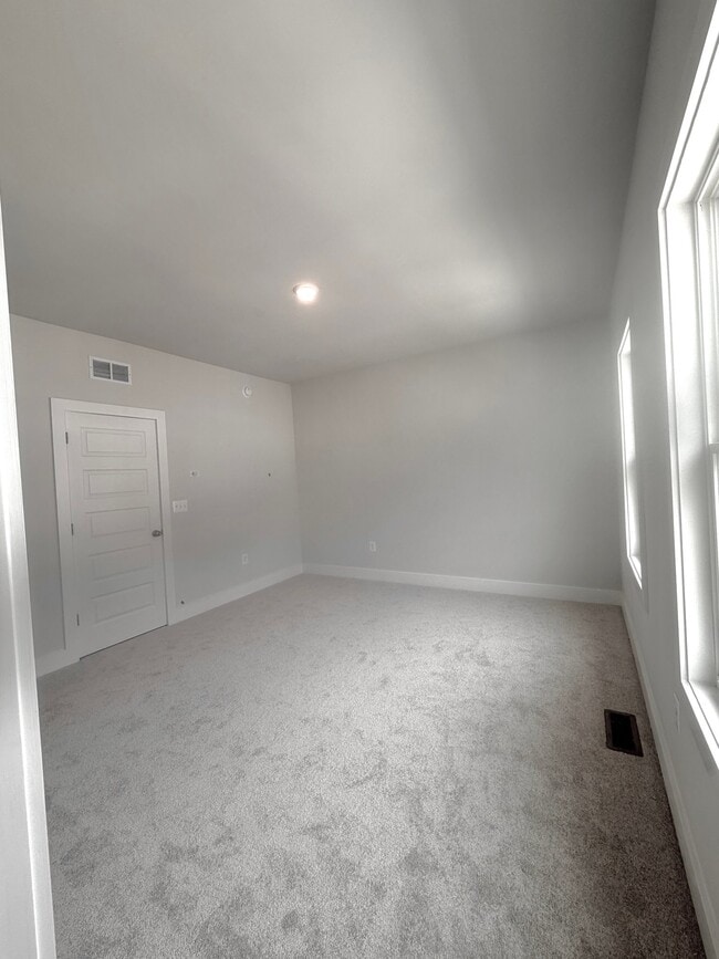 10101 Brook Rd