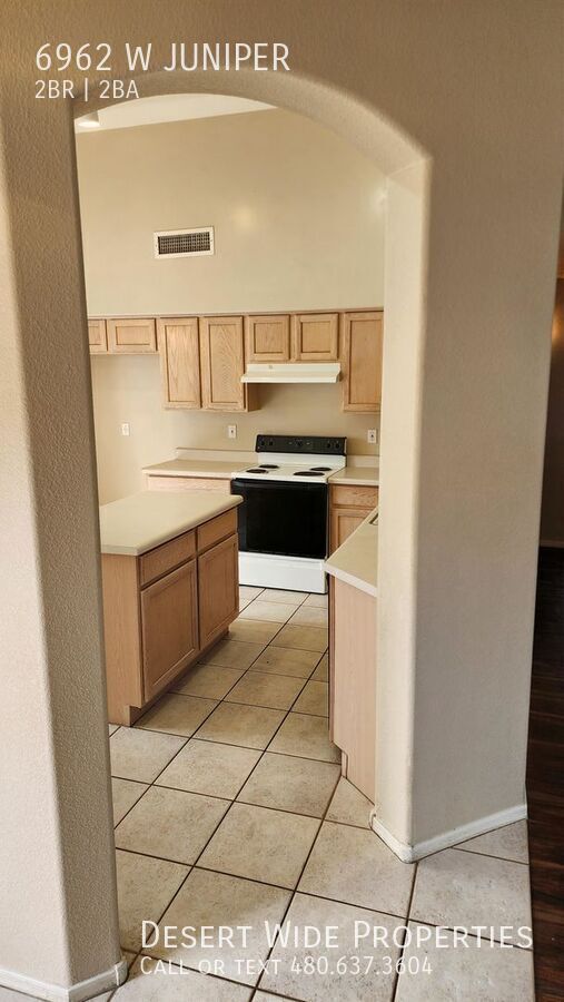 Photo - 6962 W JUNIPER-