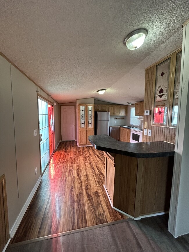 Photo - 217 Tyler St