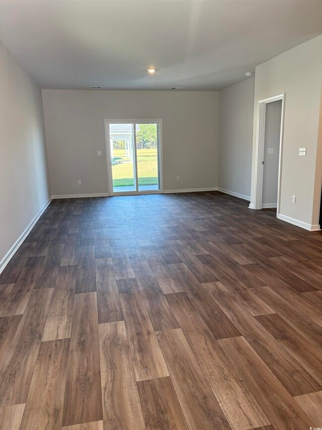 Photo - 820 Wapama St