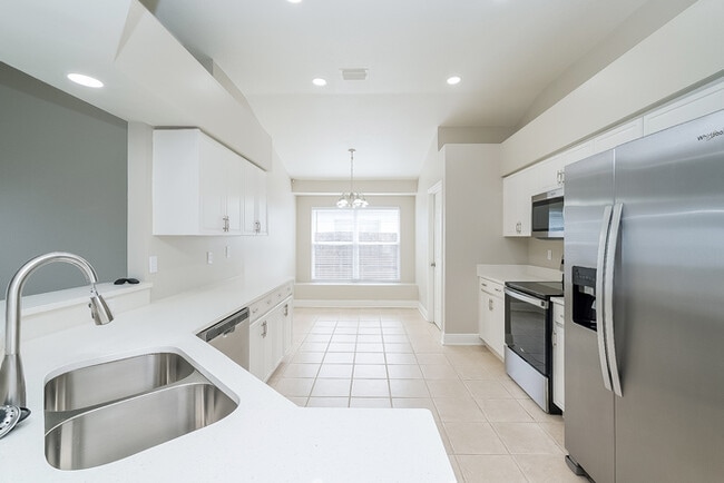 Photo - 2614 Vinedale Ave