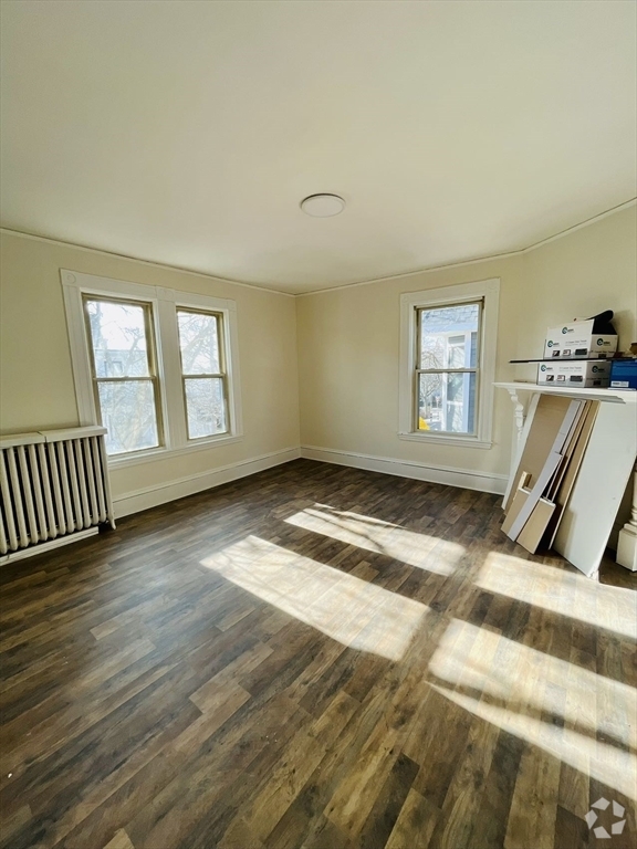 Building Photo - 101 Cross St Unit 2 Rental
