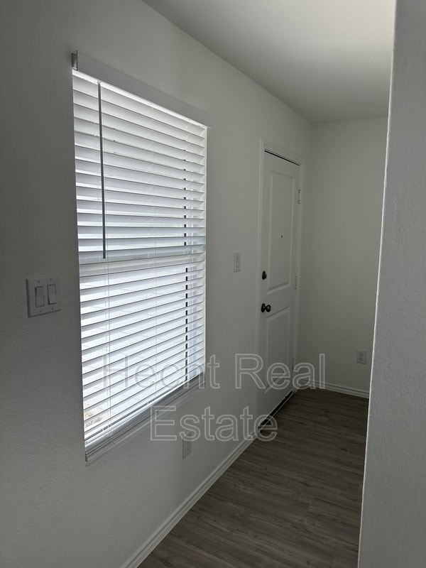 Photo - 1531 Tiptop Mdw