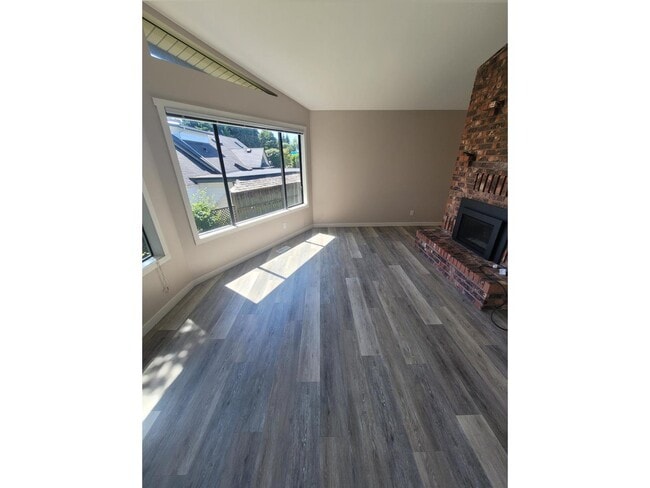 Photo - 15924 Buena Vista Ave