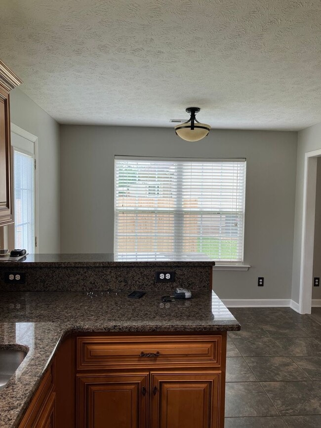 Photo - Rockvale Home with Large Yard