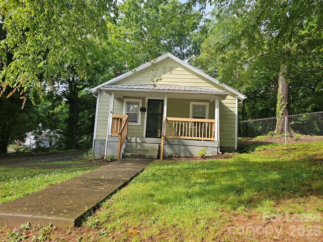 Photo - 508 S Laurel St