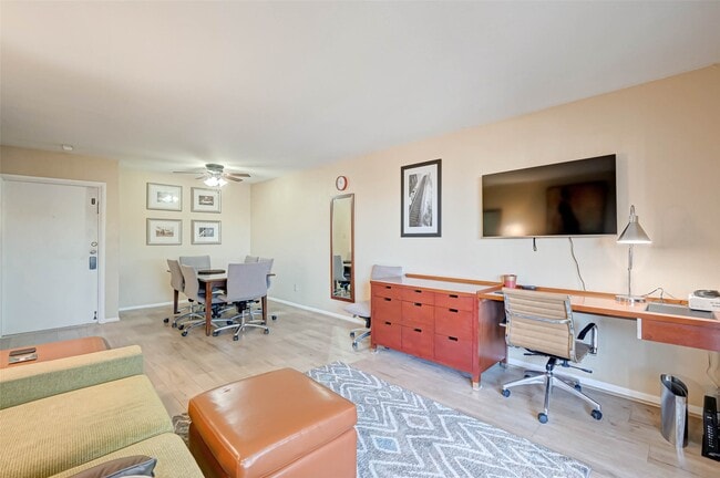 Photo - 8433 Hearth Dr Unit 37