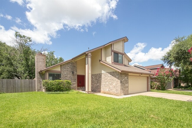 Photo - 2206 Greencove Ln