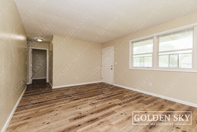 Photo - 6319 E Piccadilly Rd
