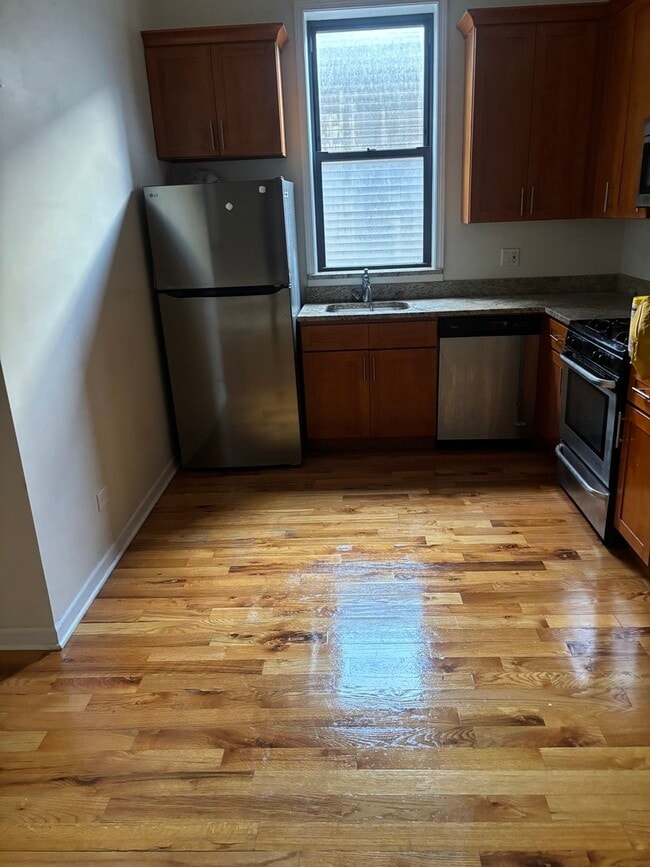 Photo - 1421 W Huron St Unit 2F