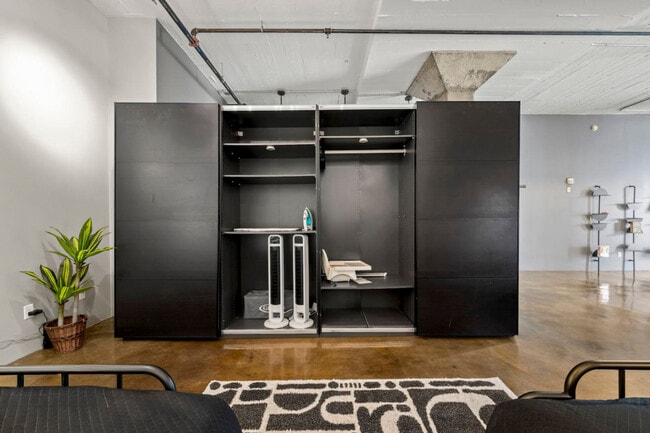 10303-10107 107 St NW Unit SI ID1308642P