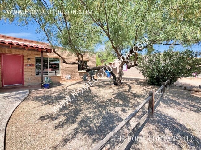 Photo - 1727 E Adelaide Dr