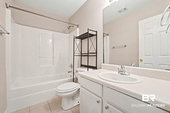 Photo - 7689 Audubon Dr