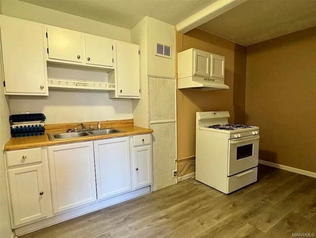 Photo - 4148 Edgar D Nixon Ave