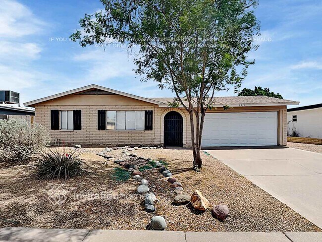 Photo - 2911 W Laurel Ln