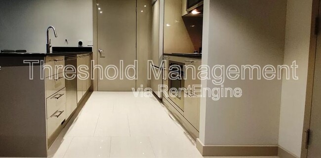 Building Photo - 50 Biscayne Blvd Unit 3306 Rental