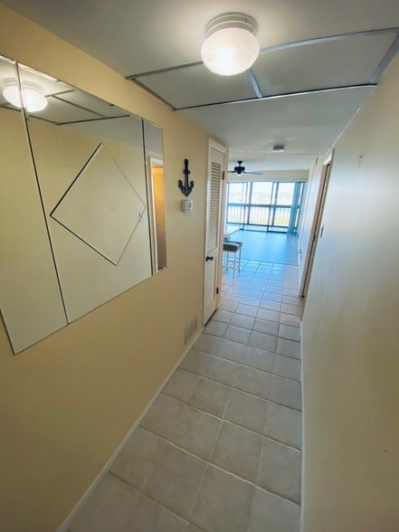 117 Country Club Dr Unit 702