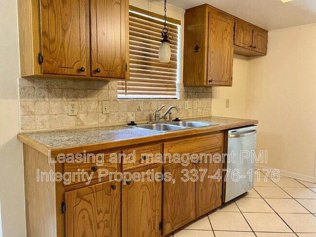 Photo - 5714 Ardmore Dr