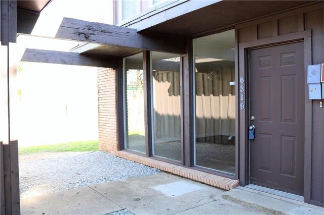 Photo - 6319 Walraven Cir