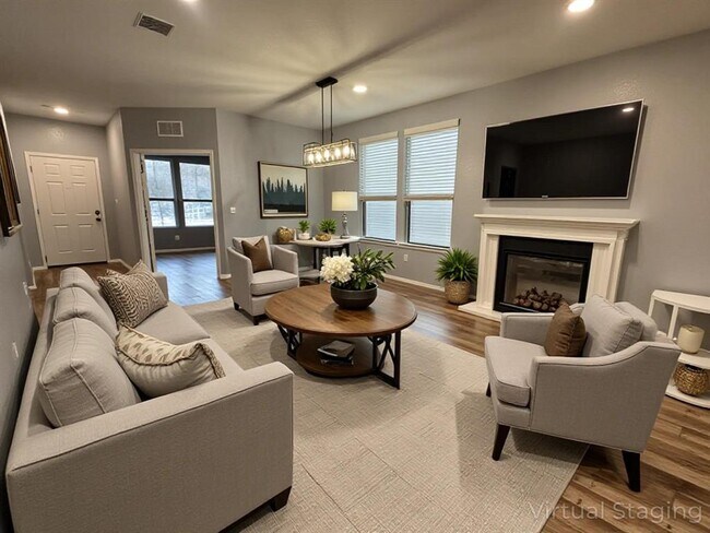 Photo - 816 Black Alder St