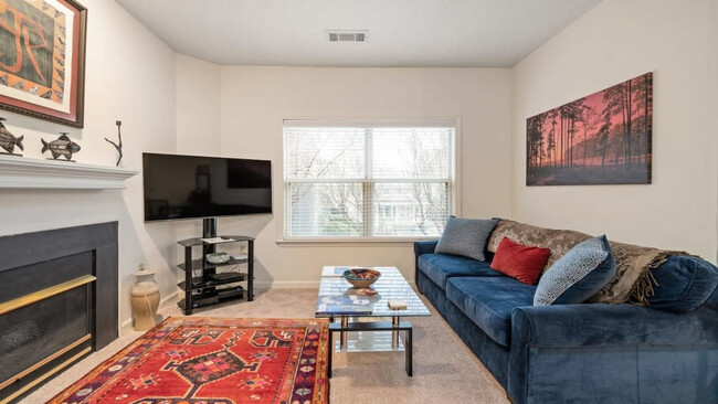 Building Photo - 3218 Eastover Ridge Dr Rental