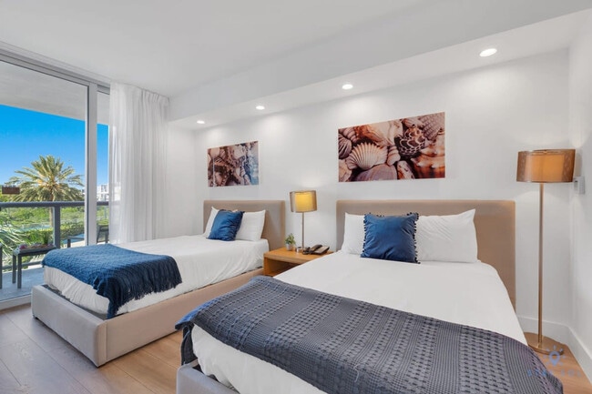 Building Photo - 2602 E Hallandale Beach Blvd Unit SI ID1227369P