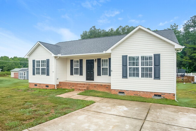 Photo - 105 Birch Ct