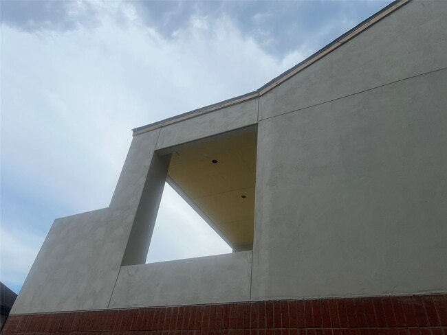 Photo - 2668 Bering Dr