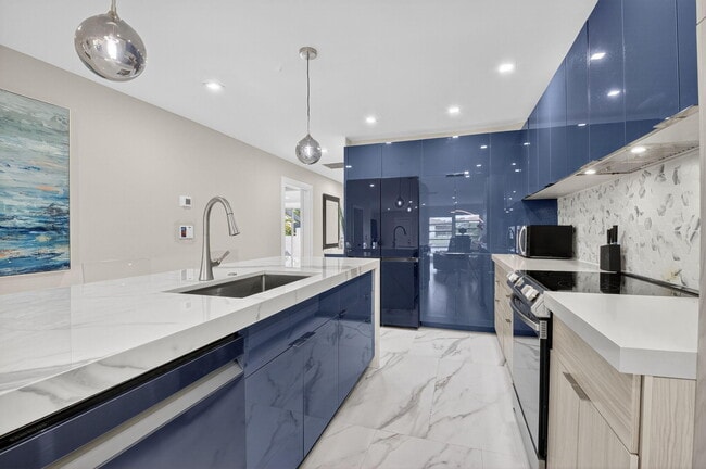 Photo - 5753 Spindle Palm Ct