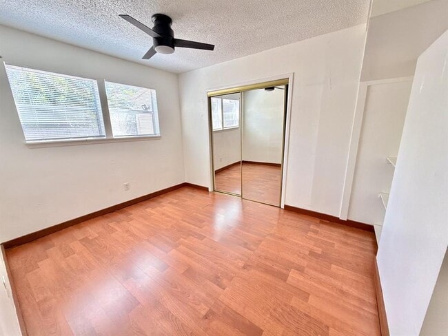 Photo - 1615 W 11th St