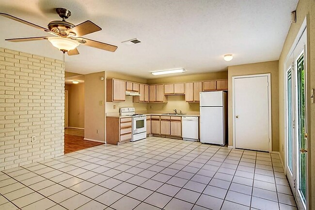 Photo - 6907 Tara Dr