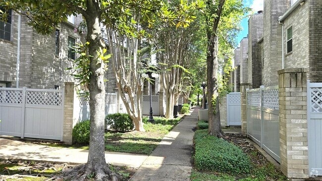 Building Photo - 6000 Reims Rd Unit 2603 Rental
