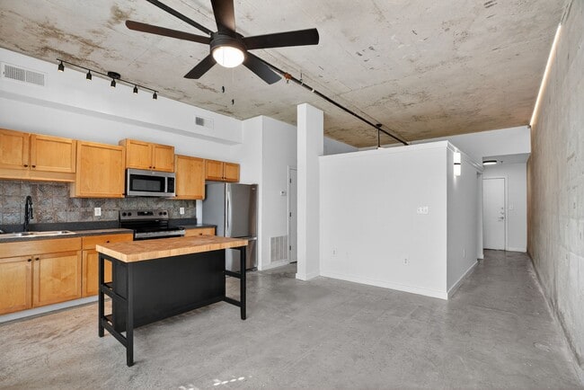 1016 Lofts