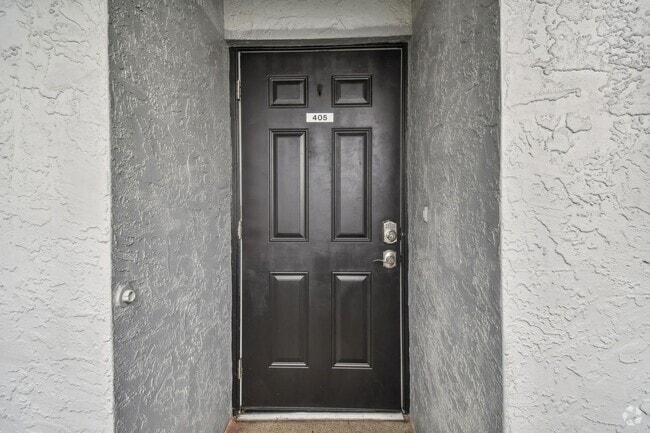 Building Photo - Charming 1 Bed, 2 Bath Condo in the Vibran... Unit 405